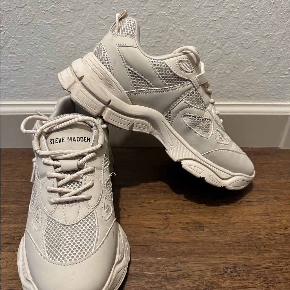 Steve Madden Off-White Sneakers